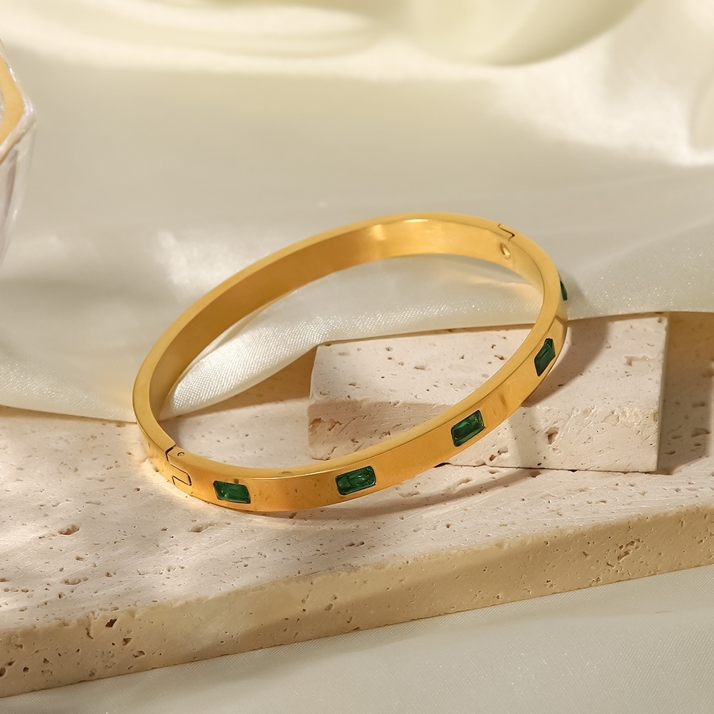 Elegant Gold and Green Bangle